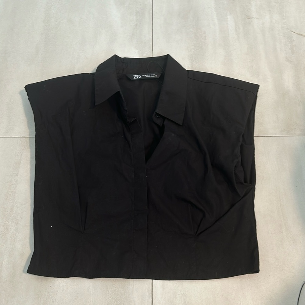 Black Zara top